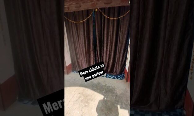 Mera chota sa new beauty parlour. kam budget main.