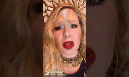 Beauty tips for every age: glowy skin secrets #womenover40