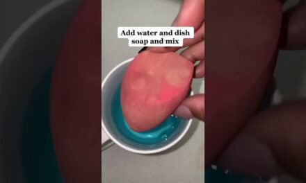 How to clean your beauty blender in under 5 minutes!