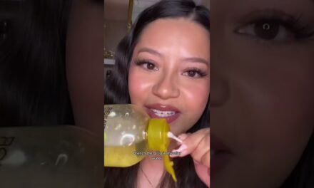 How to remove false lashes gently!