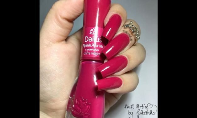 stylish nailpolish #short#fashionworld#newstylenailpaint#nailpaint#modernnailpaint#nailpolishfashion