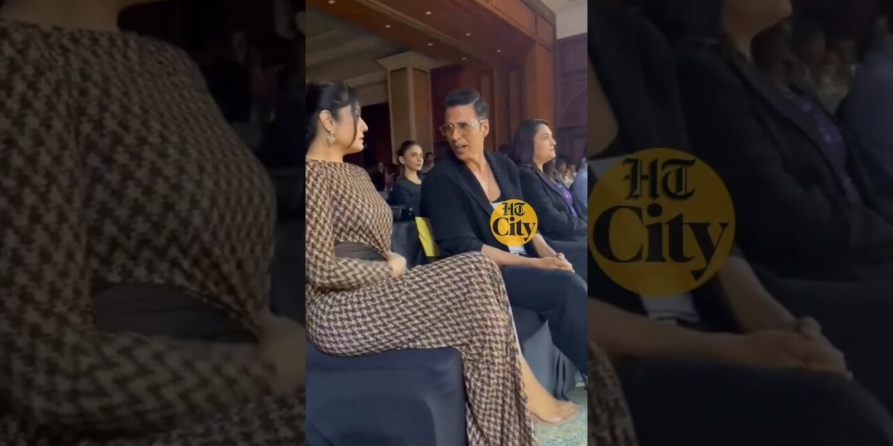 Gupshup between #akshaykumar & #raveenatandon as they catch up at an event #shorts