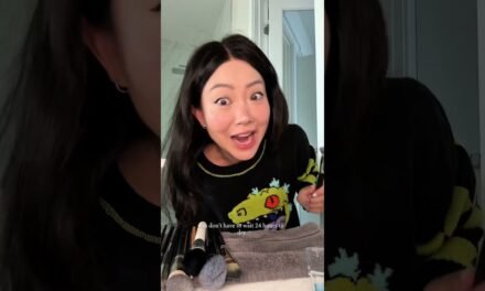 Clean makeup brushes in 5 seconds